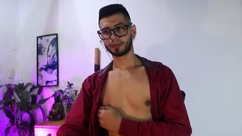 Snapshot of colby_smit chatting on May 6, 6:46 pm Colby online show from May 6, 6:46 pm