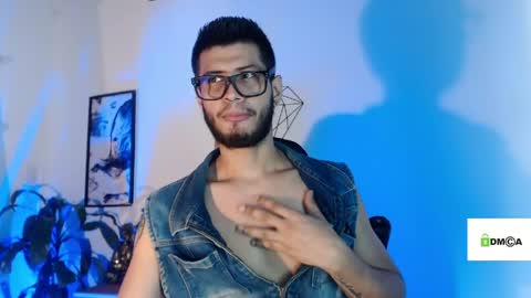 Snapshot of colby_smit chatting on May 30, 6:27 pm Colby online show from May 30, 6:27 pm