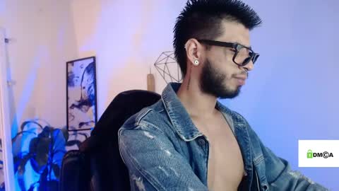 Snapshot of colby_smit chatting on May 31, 7:48 pm Colby online show from May 31, 7:48 pm
