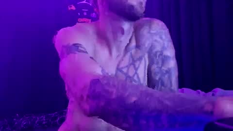 Snapshot of colevan2390 chatting on November 14, 1:26 am colevan2390 online show from November 14, 1:26 am