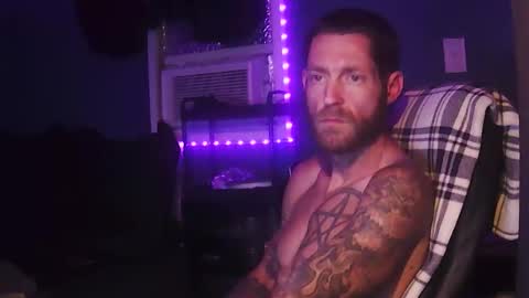 Snapshot of colevan2390 chatting on February 5, 3:11 am colevan2390 online show from February 5, 3:11 am