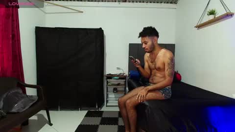 Snapshot of colinlatinbrown chatting on June 12, 2:05 pm IG online show from June 12, 2:05 pm