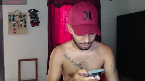 Snapshot of colinlatinbrown chatting on July 6, 3:03 pm IG online show from July 6, 3:03 pm