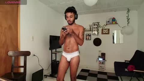 Snapshot of colinlatinbrown chatting on July 9, 2:54 pm IG online show from July 9, 2:54 pm