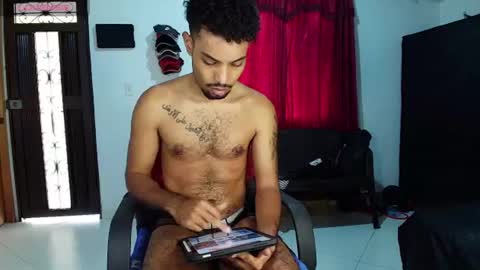 Snapshot of colinlatinbrown chatting on July 23, 2:48 pm IG online show from July 23, 2:48 pm