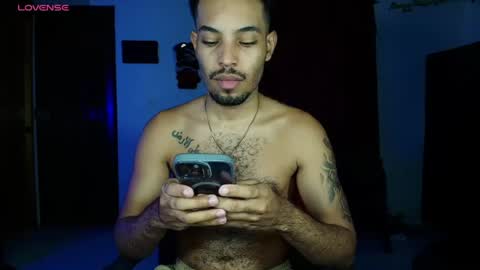 Snapshot of colinlatinbrown chatting on July 28, 12:51 am IG online show from July 28, 12:51 am