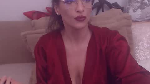 Snapshot of college_dream_bbw chatting on June 2, 2:57 am Maddison online show from June 2, 2:57 am