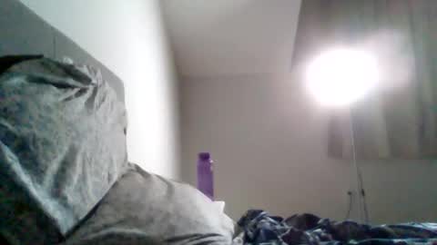 Snapshot of college_muscle chatting on December 10, 1:22 am foreverxshredded online show from December 10, 1:22 am