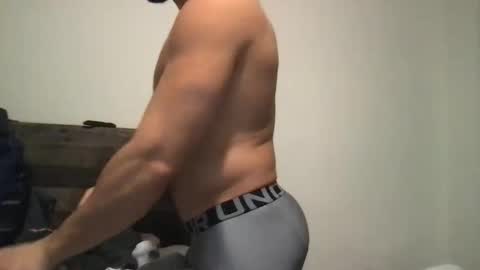 Snapshot of collegeboy3118 chatting on January 9, 1:18 am collegeboy3118 online show from January 9, 1:18 am