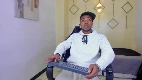 CollemanStone online show from December 23, 3:48 am