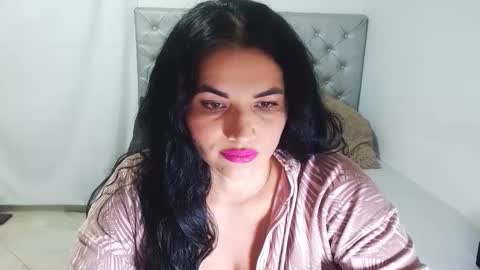 viviana online show from September 25, 4:00 pm