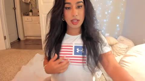    ........ Instagram  Lorysexys online show from April 30, 1:23 am