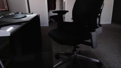 Snapshot of coloradoduke chatting on December 15, 2:10 pm coloradoduke online show from December 15, 2:10 pm