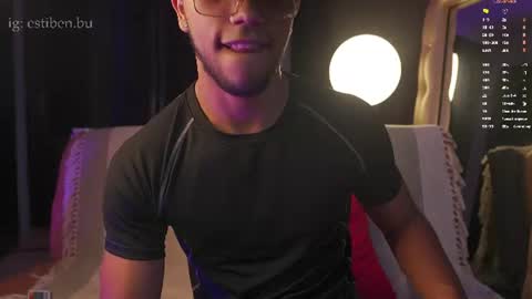 Snapshot of colstorw_ chatting on July 28, 6:20 pm colstorw_ online show from July 28, 6:20 pm
