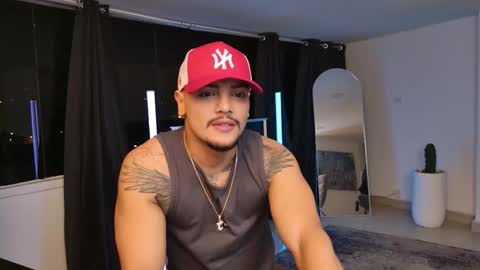 Jhoan online show from December 16, 7:13 am