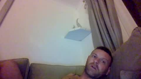 comesee10 online show from February 4, 11:09 pm