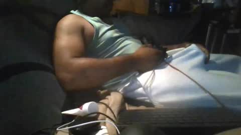 Snapshot of comesuckthisdick111 chatting on June 26, 5:12 am comesuckthisdick111 online show from June 26, 5:12 am