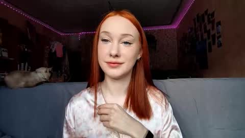 Lia online show from December 15, 7:01 am