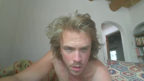 dreamy eyed lover online show from September 15, 10:43 pm