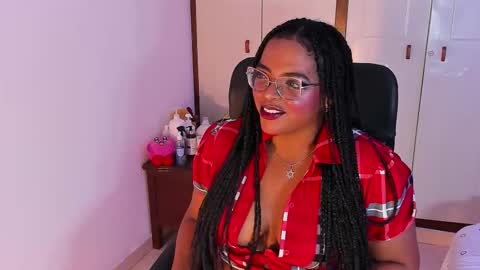 conielaurenth online show from September 16, 5:41 am