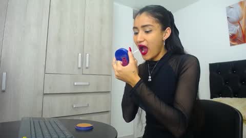 conni_f00x online show from January 7, 12:20 pm