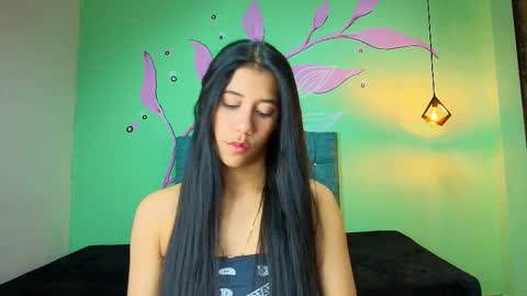 Snapshot of connie_bell chatting on November 28, 2:47 am C O N N I E online show from November 28, 2:47 am