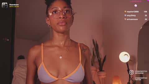 Snapshot of connie_west0 chatting on January 20, 12:25 am   independent model online show from January 20, 12:25 am