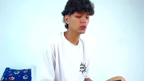 Snapshot of connor_garrett chatting on September 13, 10:53 pm Connor online show from September 13, 10:53 pm