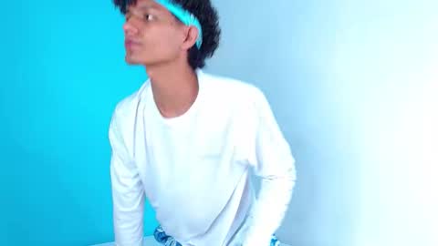 Snapshot of connor_garrett chatting on November 7, 10:43 pm Connor online show from November 7, 10:43 pm