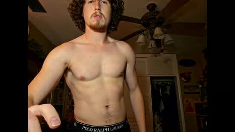 Snapshot of connorcumss chatting on February 3, 4:21 am connorcumss online show from February 3, 4:21 am