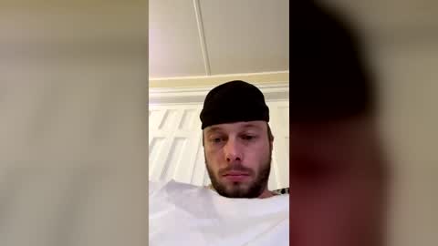 Snapshot of connorgreene7951426 chatting on August 1, 4:06 pm connorgreene7951426 online show from August 1, 4:06 pm