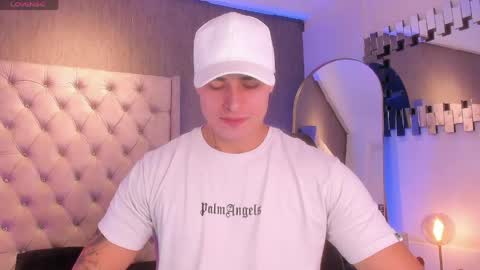 Connor Smith online show from May 5, 12:07 am