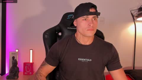 Connor Smith online show from July 8, 2:10 pm