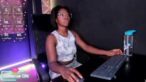 Snapshot of connywellss chatting on May 16, 7:56 pm Nilo Solem online show from May 16, 7:56 pm