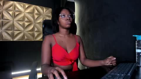 Snapshot of connywellss chatting on May 18, 7:52 pm Nilo Solem online show from May 18, 7:52 pm