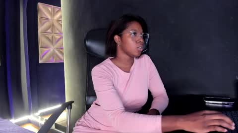 Snapshot of connywellss chatting on May 29, 7:34 pm Nilo Solem online show from May 29, 7:34 pm