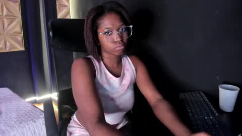 Snapshot of connywellss chatting on June 4, 8:15 pm Nilo Solem online show from June 4, 8:15 pm