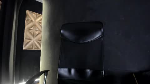 Snapshot of connywellss chatting on June 11, 12:32 am Nilo Solem online show from June 11, 12:32 am