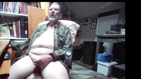 conastantbater57 online show from May 2, 3:55 am