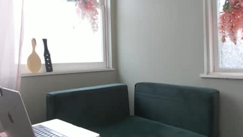 Snapshot of constantcumquest chatting on December 14, 3:50 pm ANR Mommy online show from December 14, 3:50 pm