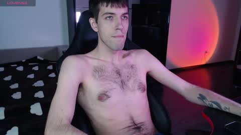 Snapshot of cookies_boys chatting on December 23, 9:49 am cookies_boys online show from December 23, 9:49 am