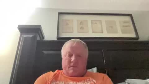 Snapshot of cookoosnest chatting on December 30, 5:04 am cookoosnest online show from December 30, 5:04 am