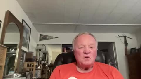 Snapshot of cookoosnest chatting on May 27, 4:20 am cookoosnest online show from May 27, 4:20 am