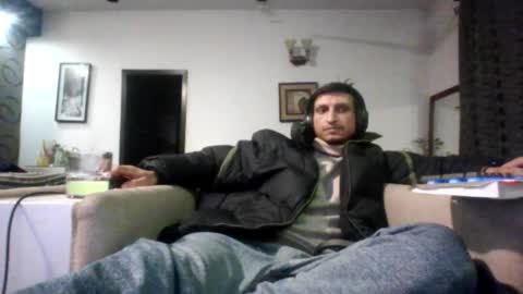 Cool2Buddies online show from February 2, 10:41 pm