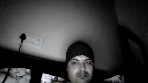 Cool Breeze09 online show from October 31, 11:50 pm