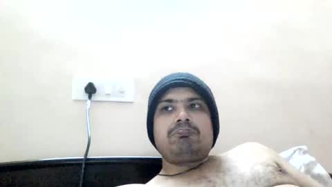 Snapshot of cool_breeze09 chatting on February 17, 12:45 pm Cool Breeze09 online show from February 17, 12:45 pm