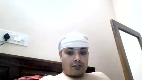 Snapshot of cool_breeze09 chatting on April 2, 10:24 am Cool Breeze09 online show from April 2, 10:24 am