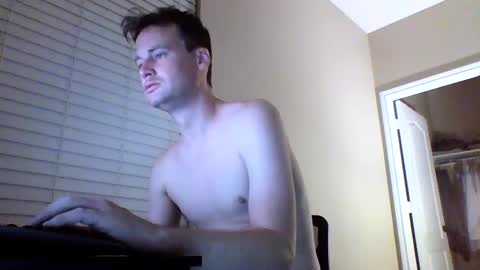 Snapshot of cooldude122222 chatting on December 5, 1:28 pm cooldude122222 online show from December 5, 1:28 pm