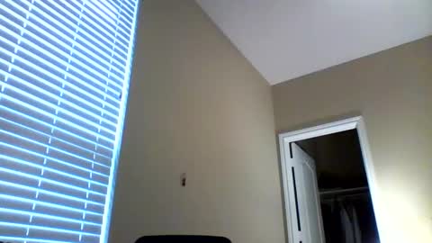 Snapshot of cooldude122222 chatting on December 5, 4:44 pm cooldude122222 online show from December 5, 4:44 pm