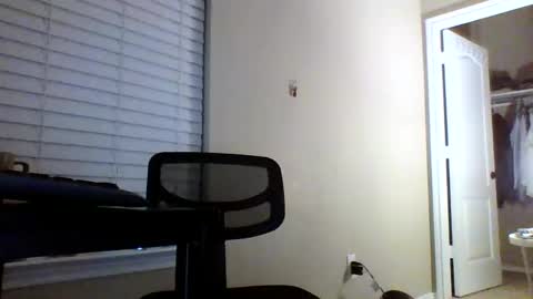 Snapshot of cooldude122222 chatting on December 10, 12:49 pm cooldude122222 online show from December 10, 12:49 pm